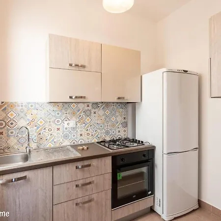 Jessica A Mancaversa Apartment *